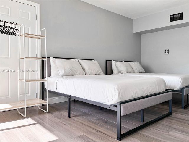 3390 SW 21st St, Fort Lauderdale, FL 33312