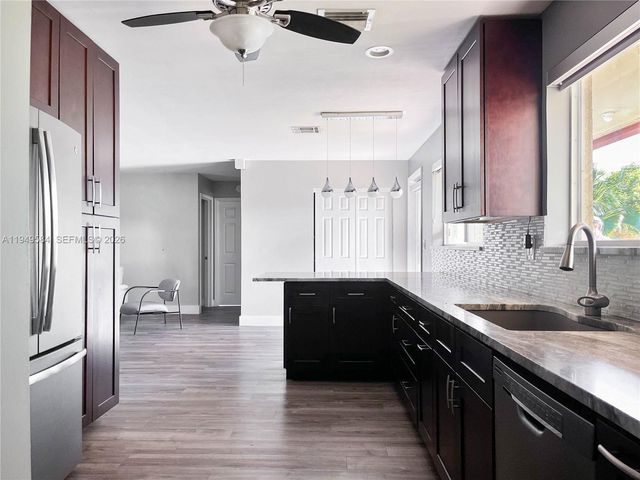 3390 SW 21st St, Fort Lauderdale, FL 33312