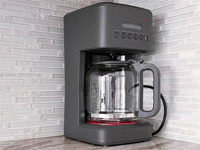 3390 SW 21st St, Fort Lauderdale, FL 33312