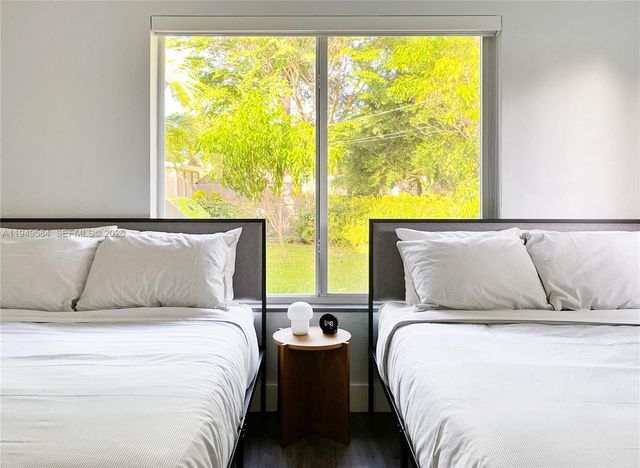 3390 SW 21st St, Fort Lauderdale, FL 33312