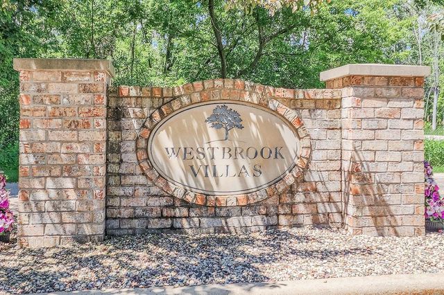 4731 WESTBROOK COURT, Appleton, WI 54913