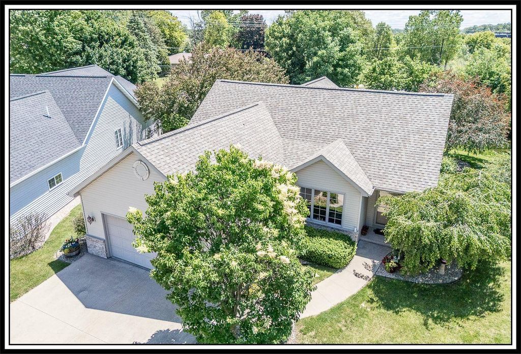 4731 WESTBROOK COURT, Appleton, WI 54913
