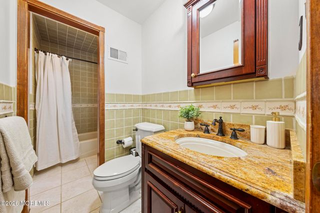 35 Calt Drive, Hazlet, NJ 07730