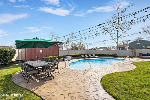 35 Calt Drive, Hazlet, NJ 07730