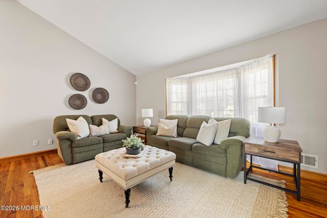 35 Calt Drive, Hazlet, NJ 07730