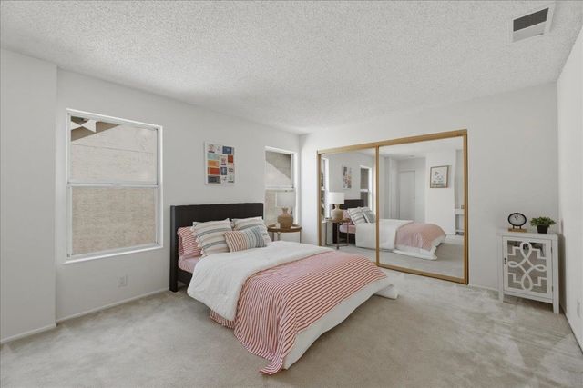 542 542 White Fir Dr, San Leandro, CA 94577