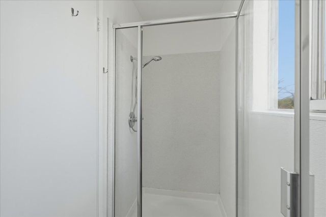 542 542 White Fir Dr, San Leandro, CA 94577