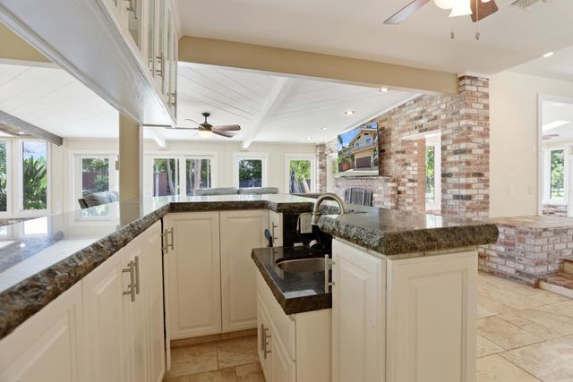 9935 Hazel Rd, Stockton, CA 95212
