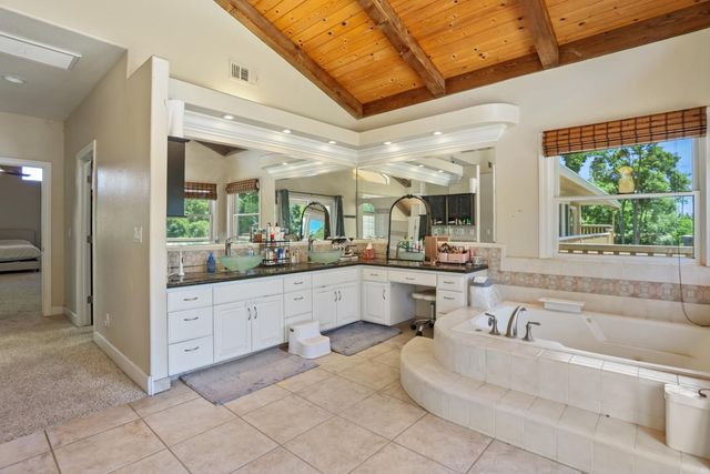 9935 Hazel Rd, Stockton, CA 95212