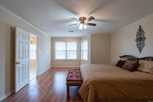 102 Live Oak, Searcy, AR 72143