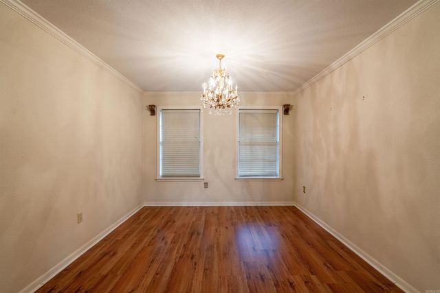 102 Live Oak, Searcy, AR 72143