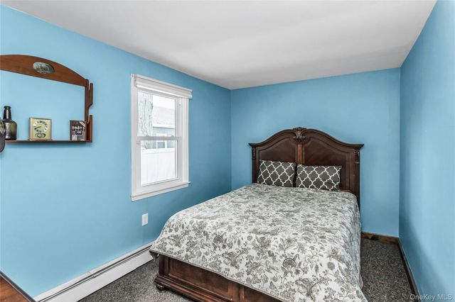 71 Paprocki Avenue, West Islip, NY 11795