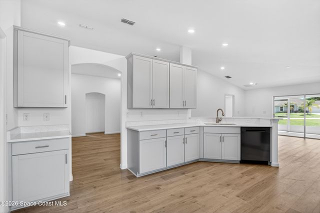 694 Airoso Road SE, Palm Bay, FL 32909