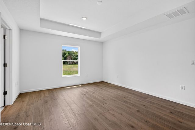 694 Airoso Road SE, Palm Bay, FL 32909