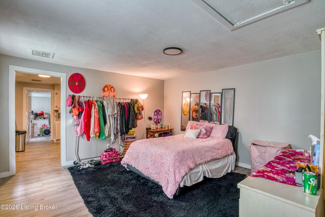 1472 S 9th St, Louisville, KY 40208