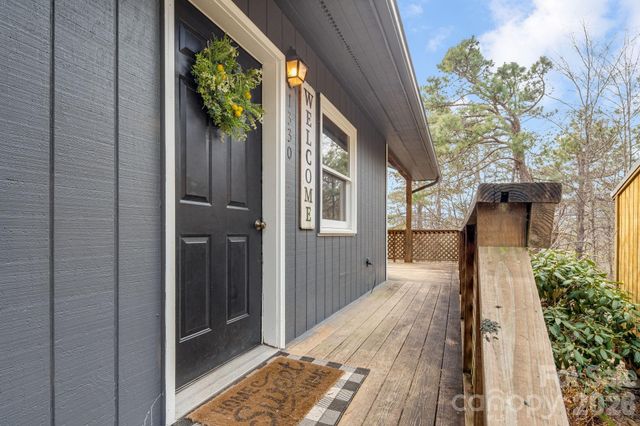 1330 Maple Springs Drive, Waynesville, NC 28785