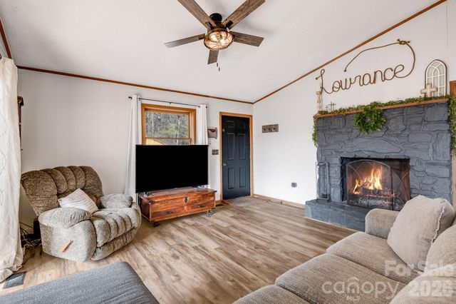 1330 Maple Springs Drive, Waynesville, NC 28785