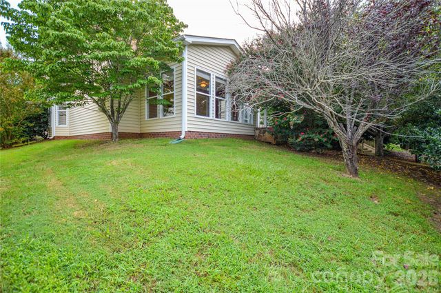 2542 Mountain Laurel Avenue NW, Concord, NC 28027