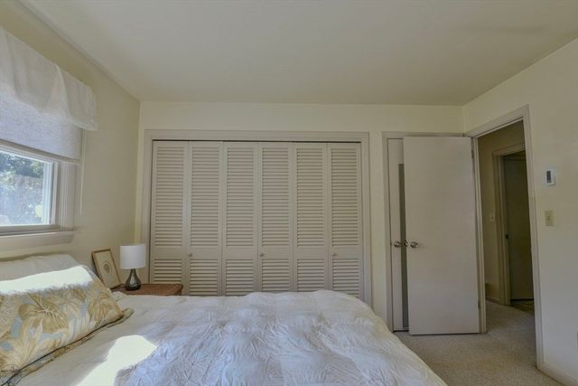 7 Cynthia Street, Dartmouth, MA 02748