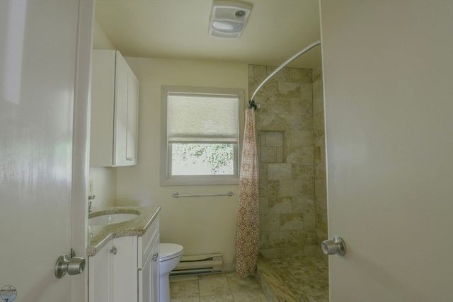 7 Cynthia Street, Dartmouth, MA 02748