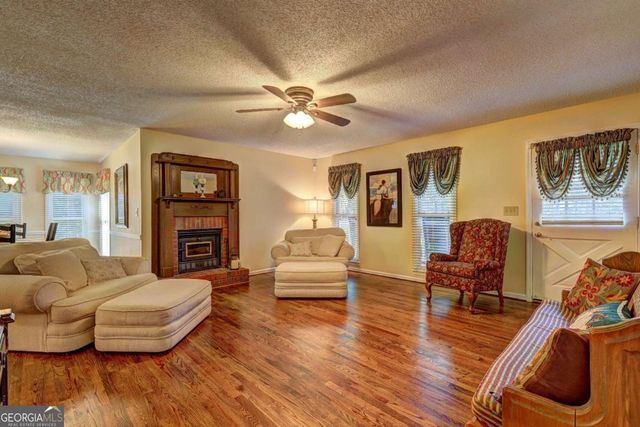 40 Holder Road, Temple, GA 30179