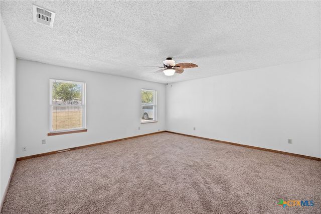 4996 E FM 436, Temple, TX 76501