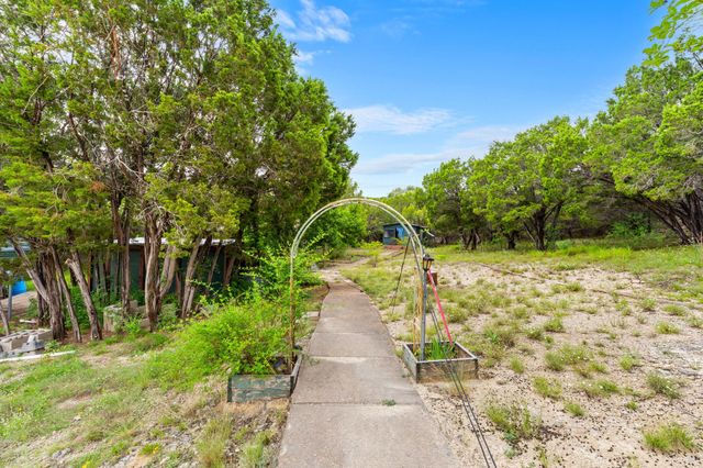 1510 Fm 580 E, Lampasas, TX 76550