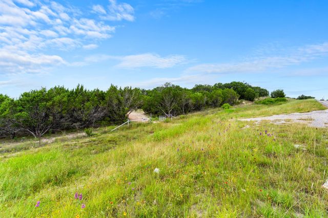 1510 Fm 580 E, Lampasas, TX 76550