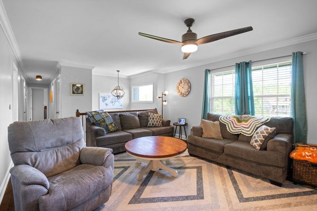 2405 Hickory Ridge Drive, Chattanooga, TN 37421