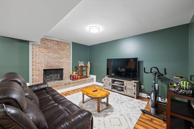 2405 Hickory Ridge Drive, Chattanooga, TN 37421