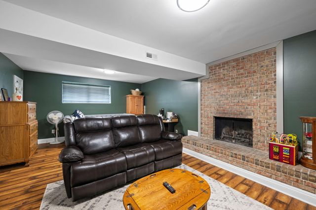 2405 Hickory Ridge Drive, Chattanooga, TN 37421