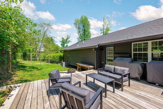 2405 Hickory Ridge Drive, Chattanooga, TN 37421