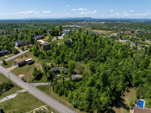 2405 Hickory Ridge Drive, Chattanooga, TN 37421