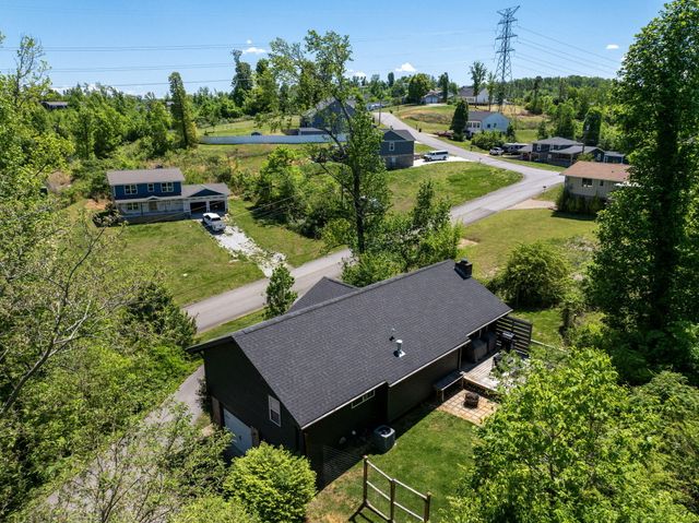 2405 Hickory Ridge Drive, Chattanooga, TN 37421