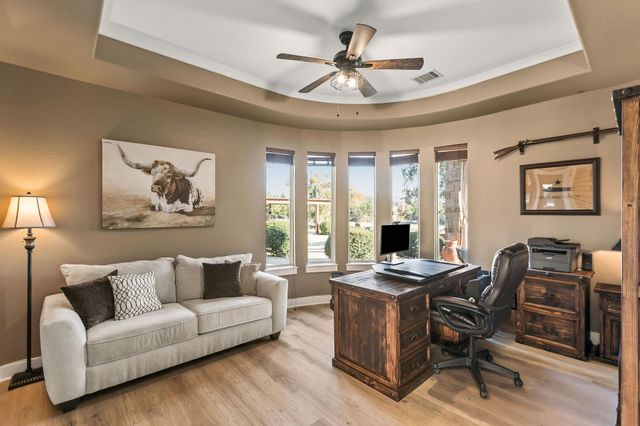 309 Hacienda PL, Dripping Springs, TX 78620