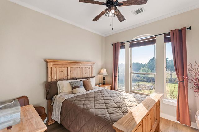 309 Hacienda PL, Dripping Springs, TX 78620