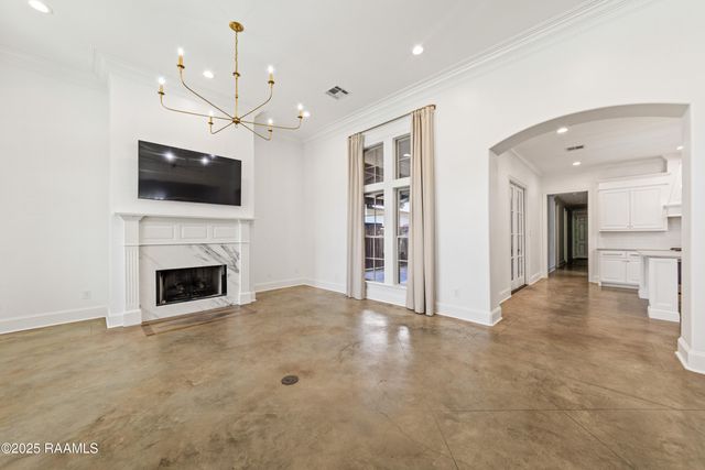 415 Harbor Road, Youngsville, LA 70592