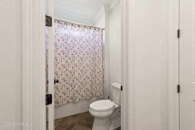 415 Harbor Road, Youngsville, LA 70592