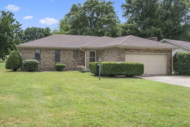 1316 E Smith Street, Springfield, MO 65803