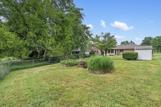 1316 E Smith Street, Springfield, MO 65803