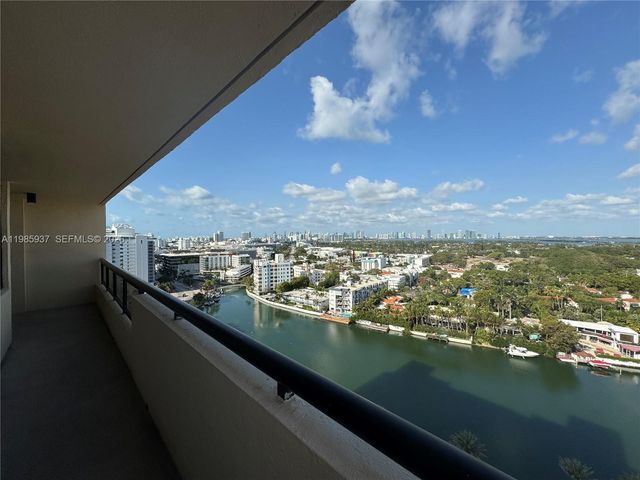2555 Collins Ave 2002, Miami Beach, FL 33140