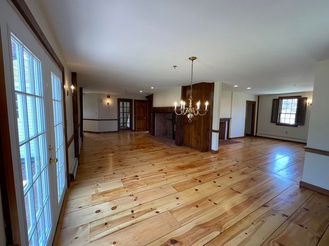 454 Main Street, Fremont, NH 03044