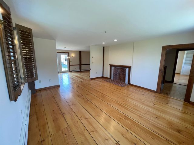 454 Main Street, Fremont, NH 03044