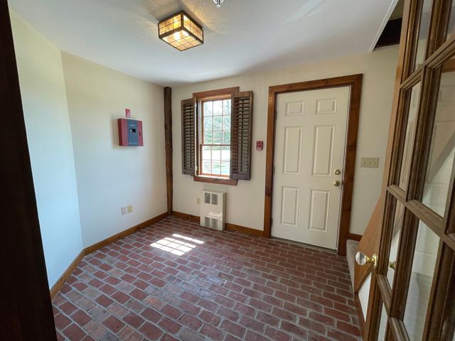 454 Main Street, Fremont, NH 03044