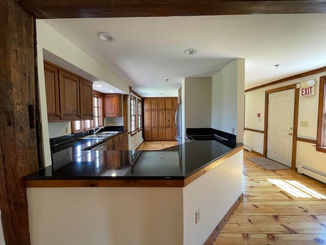 454 Main Street, Fremont, NH 03044