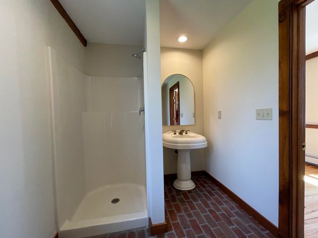 454 Main Street, Fremont, NH 03044