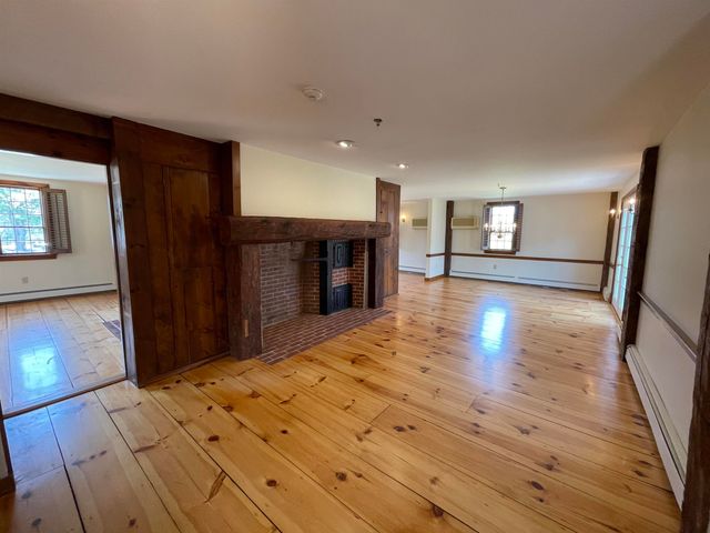 454 Main Street, Fremont, NH 03044