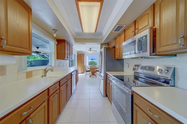 2060 ENVOY COURT, Clearwater, FL 33764