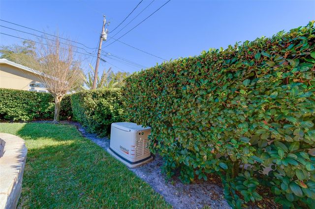 2060 ENVOY COURT, Clearwater, FL 33764