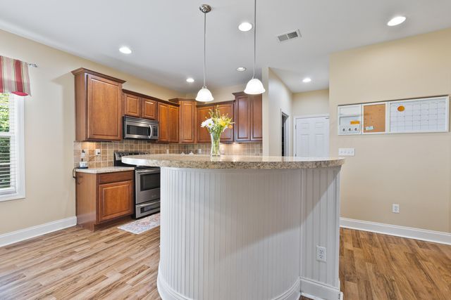 2868 Jenna Rest, Lexington, KY 40511